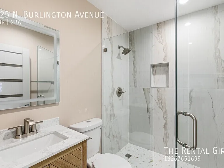 225 N Burlington Ave — Photo 8