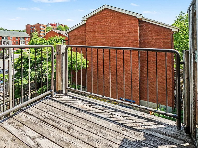 1102 Blasdell Ave — Photo 12
