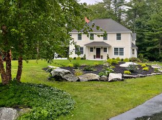 7 Scitterygussett Dr, Falmouth, ME 04105