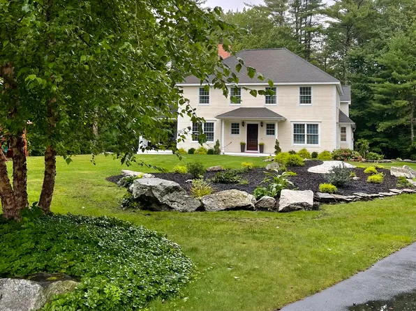 7 Scitterygussett Drive, Falmouth, ME 04105