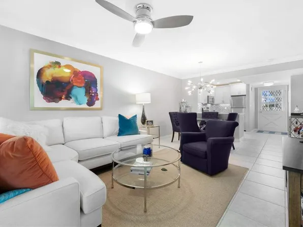 750 Mooring Line DR #203, NAPLES, FL 34102