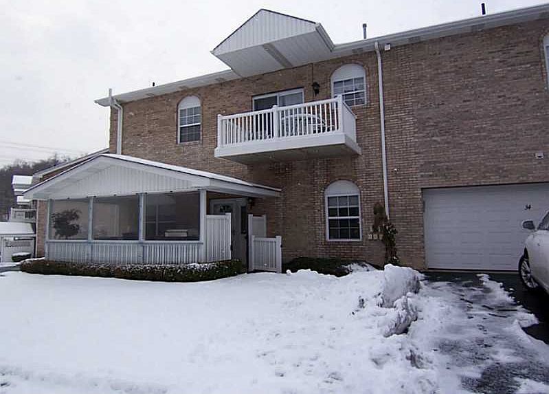 1st image of 34 Elena Ave Unit 34