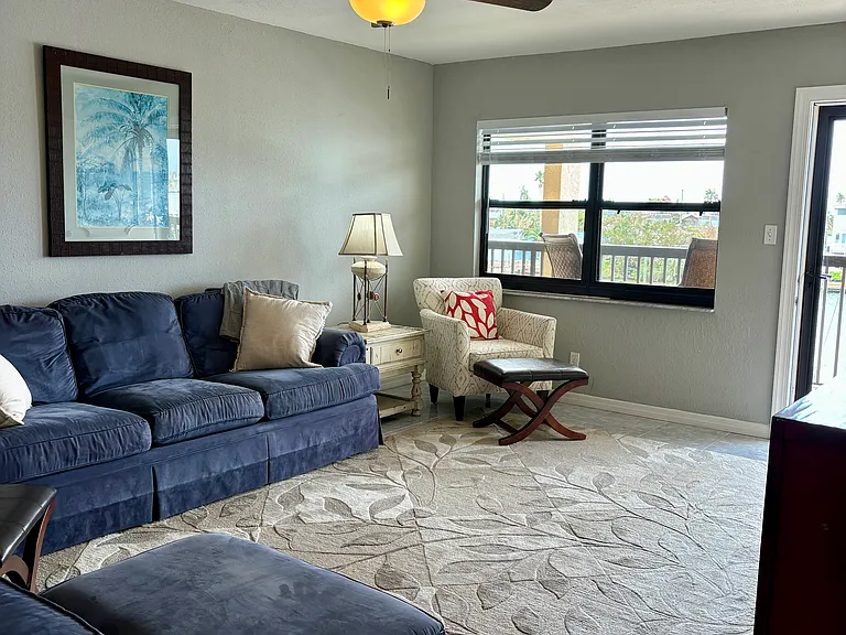 12500 Capri Cir N #303 — Photo 7