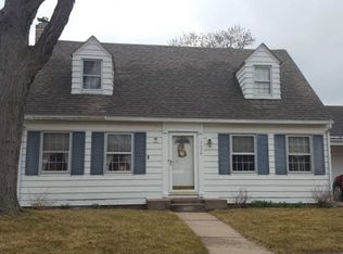 2538 29th St, Moline, IL 61265