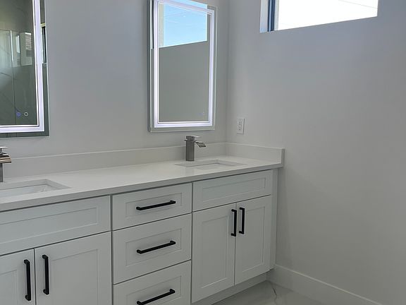3rd image of 2257 SW 2nd Ter
