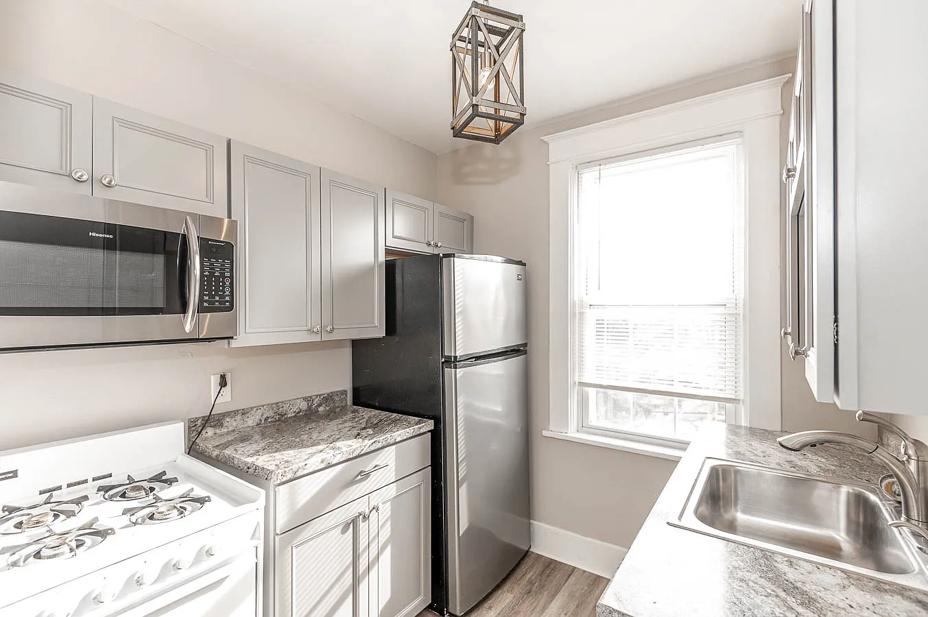 394 Ingomar St Floor 2 photo 1