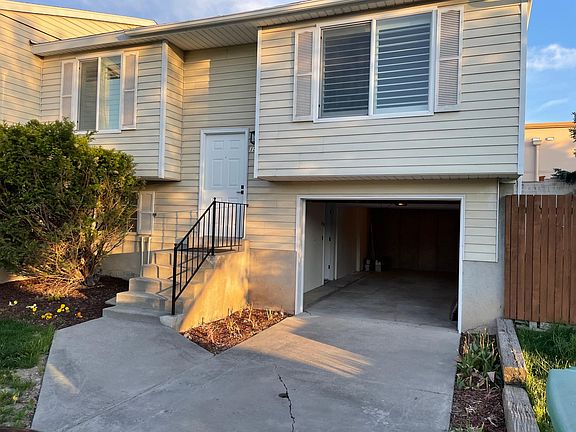 2nd image of 1529 W Ponderosa Ln