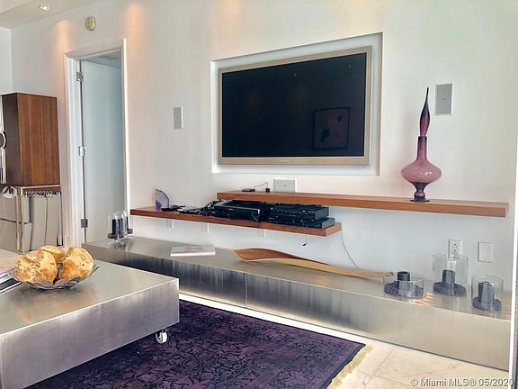 3rd image of 17121 Collins Ave APT 2107