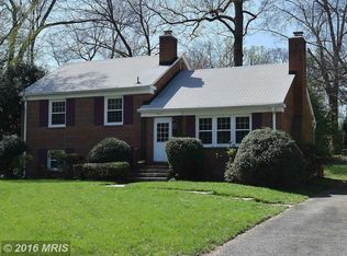 5411 Easton Dr, Springfield, VA 22151