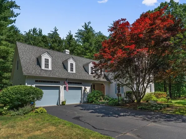 6 New Pond Rd, Groton, MA 01450