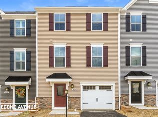 2028 Cade Dr, Monaca, PA 15061