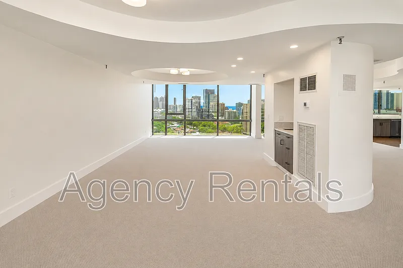 3 bed, 3.0 bath, 2285 sqft, $7,000 — Photo 3