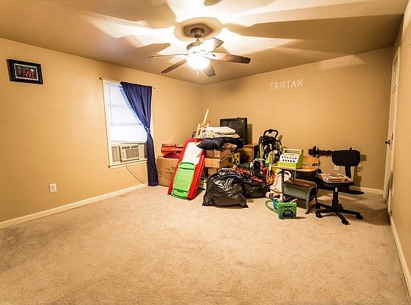 3rd image of 177 Murphy Ln