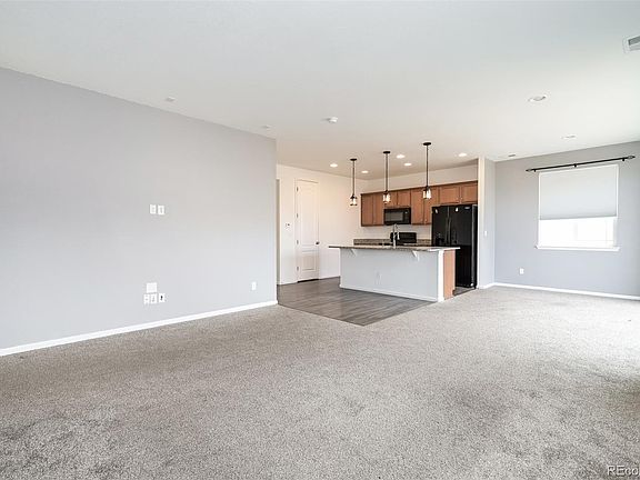 3rd image of 25605 E Maple Place