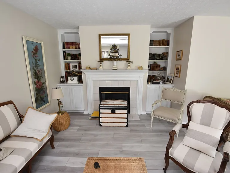 18153 Lisbon Dr — Photo 6
