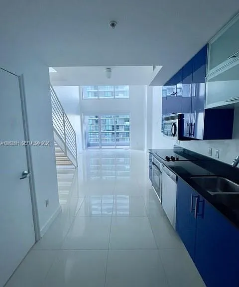 60 SW 13th St #3410 — Photo 3