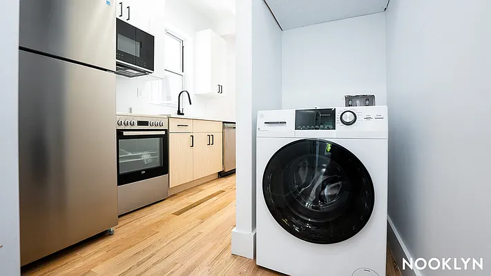 Rented by Nooklyn NYC LLC | media 2