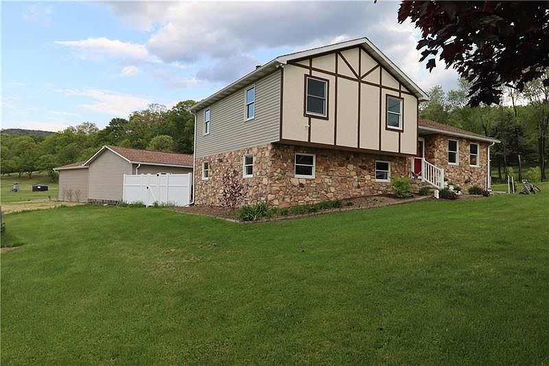 169 Liekert, Black Lick, PA 15716 Zillow