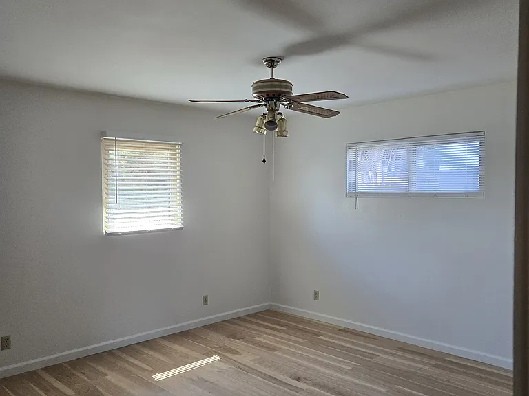 160 Anacapa Dr — Photo 9