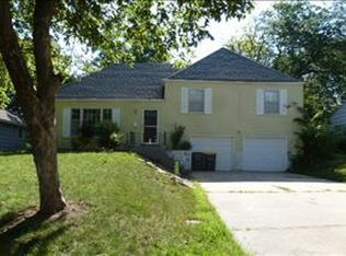 4999 Woodson St, Mission, KS 66202