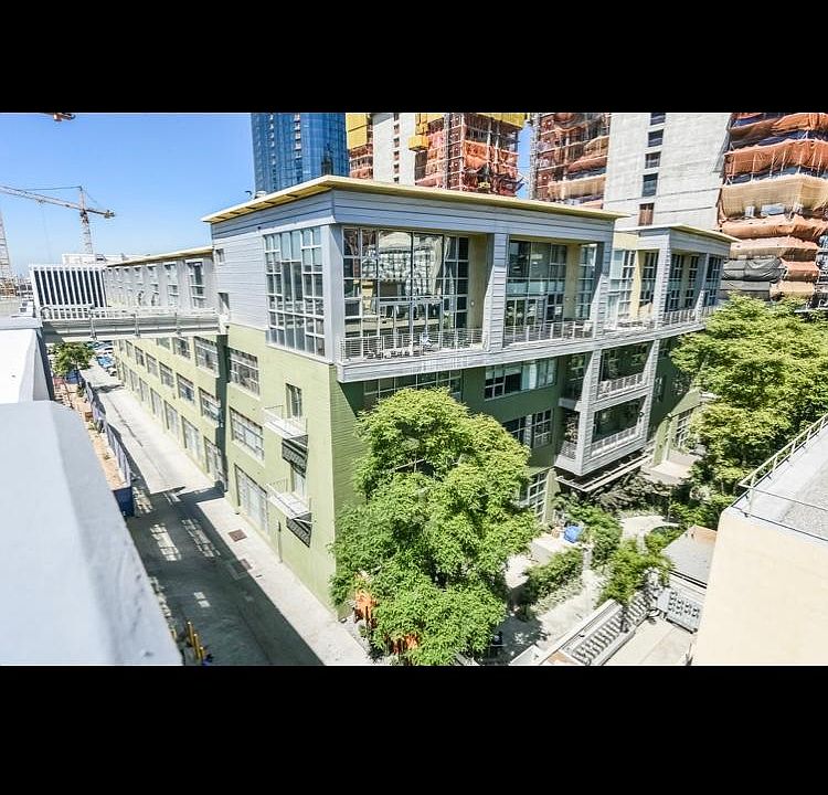 1st image of 1130 S Flower St APT 205