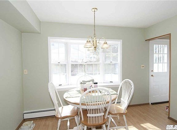 5th image of 7 Birchfield Ct