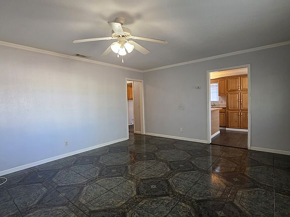 3rd image of 1153 E Johnston Ave