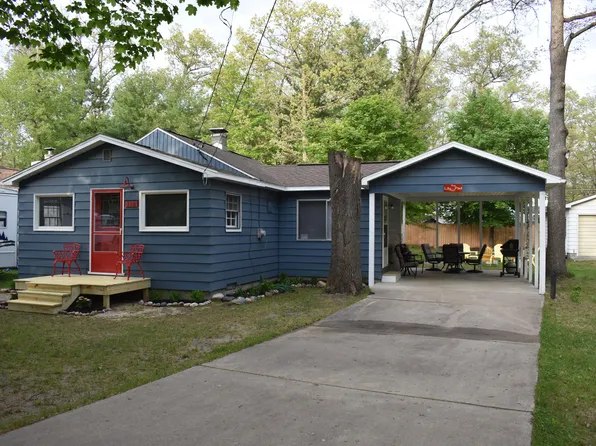 118 Sheridan Dr, Prudenville, MI 48651