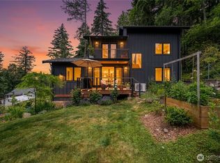 760 Chuckanut Dr, Bellingham, WA 98229