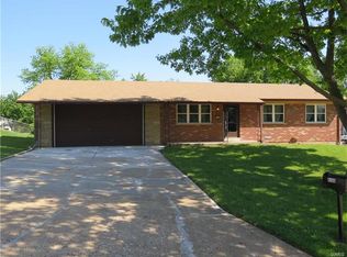 4100 Scotch Dr, Bridgeton, MO 63044