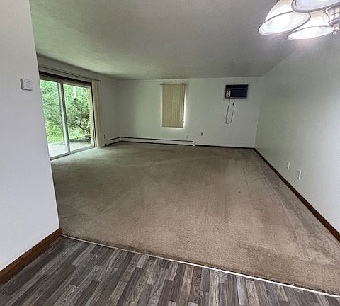 3rd image of 628 Garrison Ave #15152442
