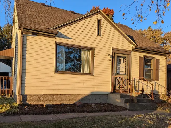 1124 Grand AVENUE, Sheboygan, WI 53083