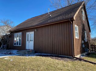 1104 W Jefferson Ave, Fairfield, IA 52556