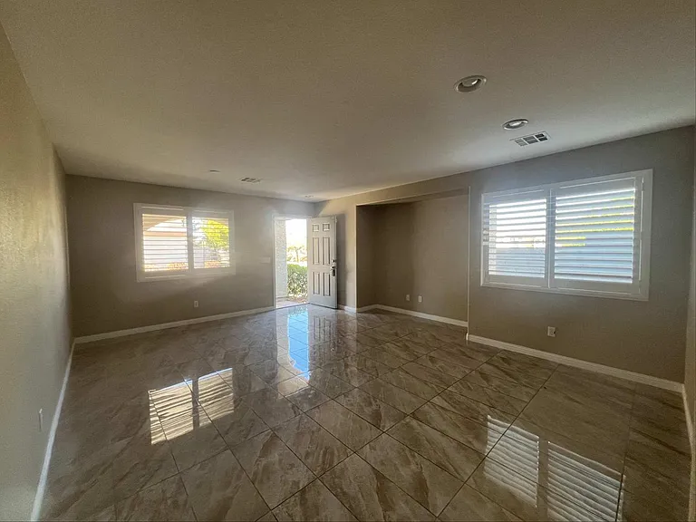 10344 Missouri Meadows St — Photo 39