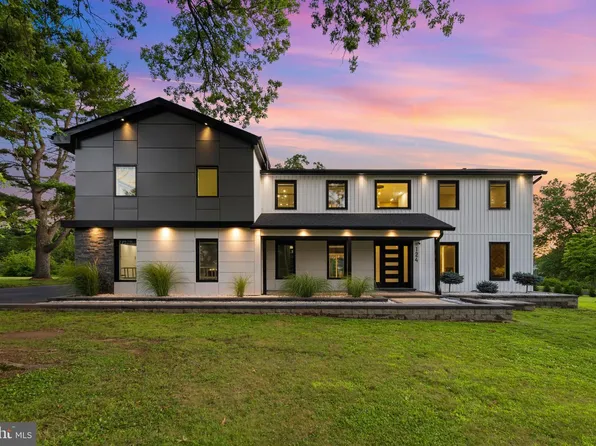 124 Rogers Rd, Furlong, PA 18925