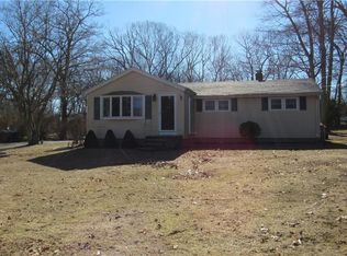 690 Vauxhall Street Ext, Waterford, CT 06385