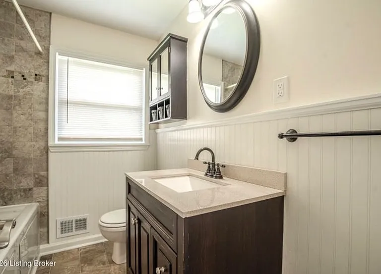 5106 Bardstown Rd — Photo 9