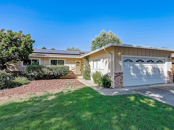 3rd image of 6267 Lillian Way