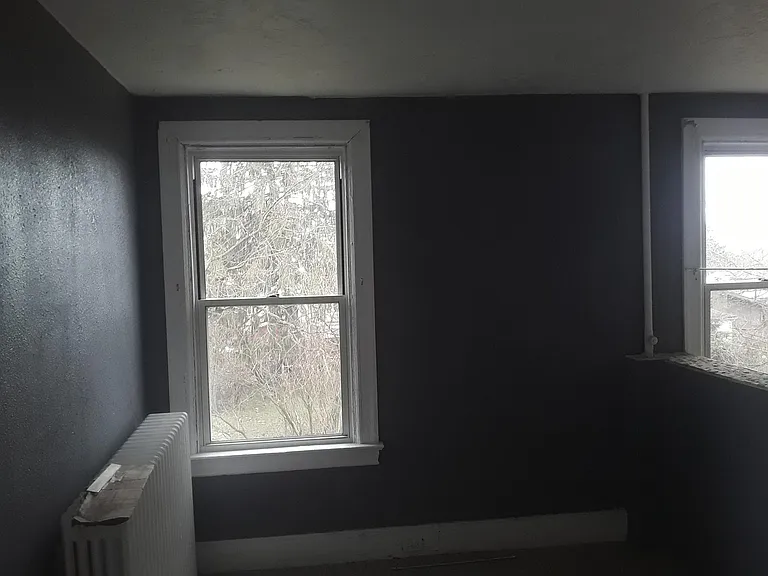 7733 Oak St — Photo 5