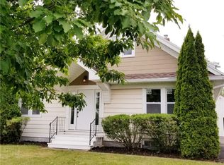 725 Marshall Rd, Rochester, NY 14624