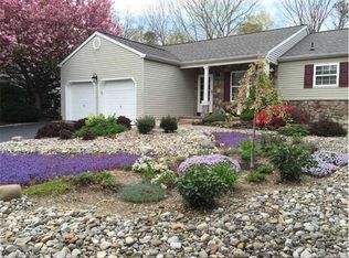 162 Atlantis Ave, Manahawkin, NJ 08050