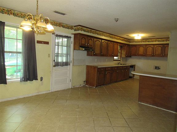4th image of 1147 Patty Dr