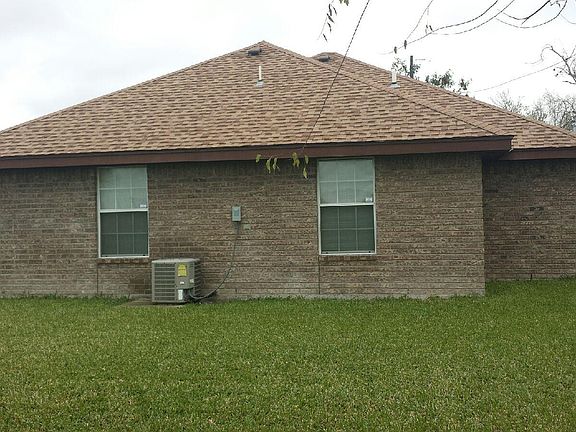 3rd image of 196 James Dr