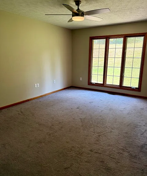 198 Sunset Dr — Photo 4