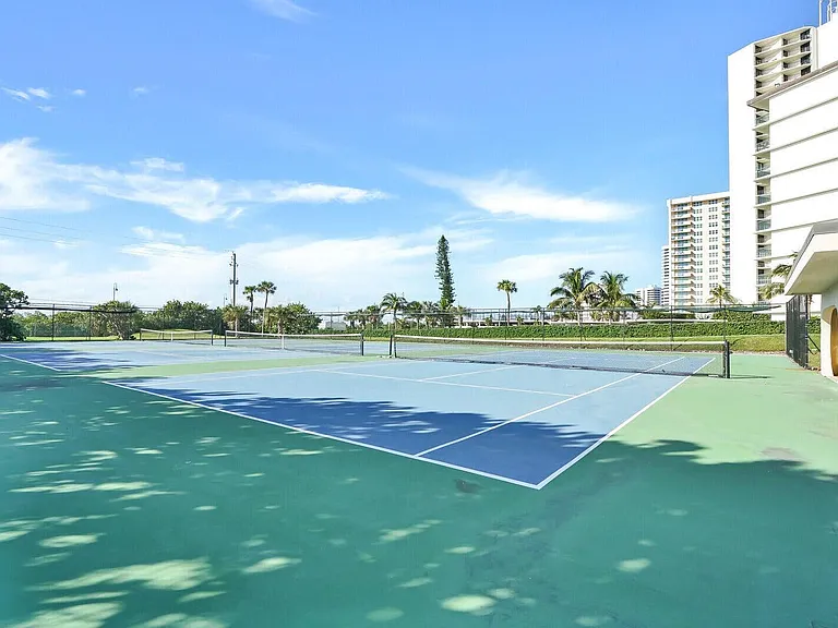 5380 N Ocean Dr #18J — Photo 7