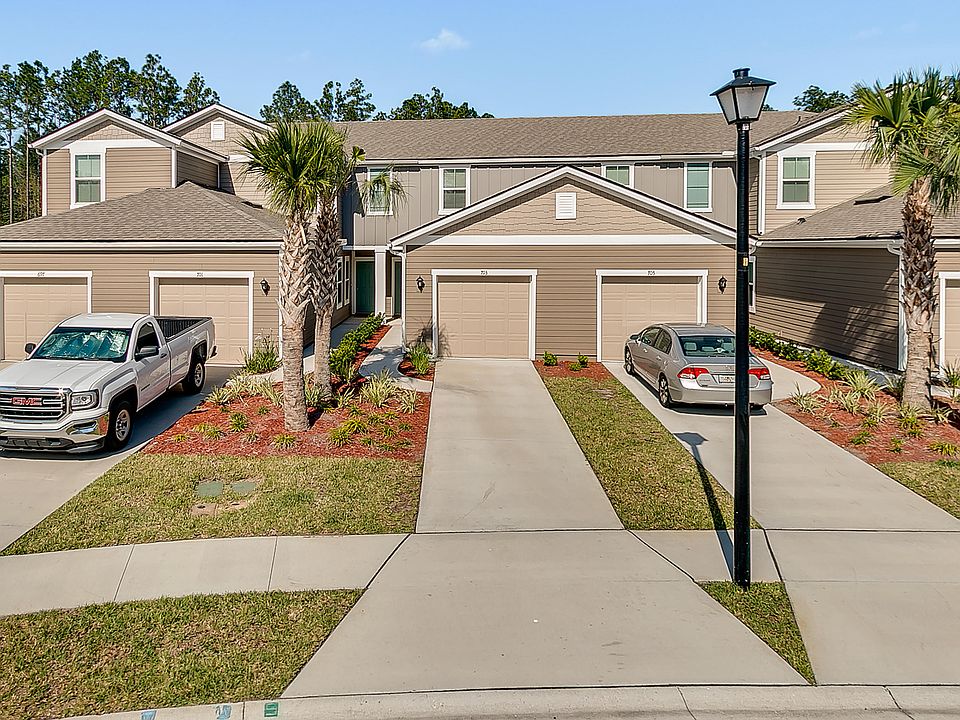 1st image of 703 Servia Dr