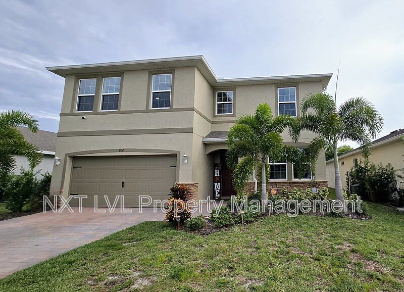 1st image of 804 Heather Lake Ave