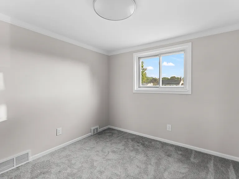 9651 Blaty St — Photo 13