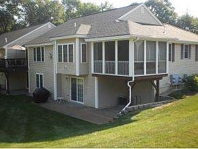 SCREENED PORCH OFF KITCHEN