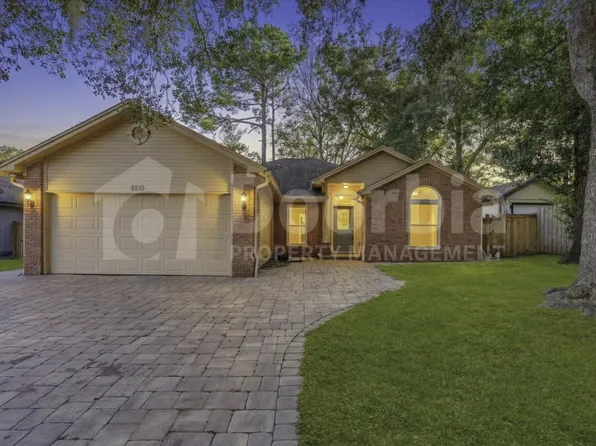 8510 Majestic Oaks Dr S, Jacksonville, FL 32277